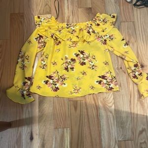 Divided H&M Yellow off the shoulder top!